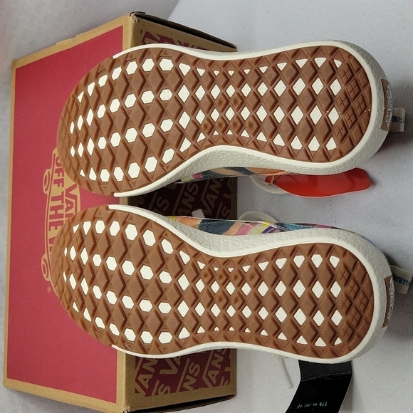 Vans Shoes Special Edition Chris Johanson Eco Ultra Range Exo Sneakers 6.5 - Picture 13 of 15